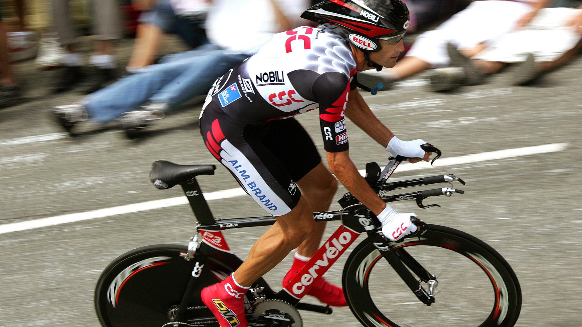 本泽马一剑封喉,加拿大压制德国背后的足球密码